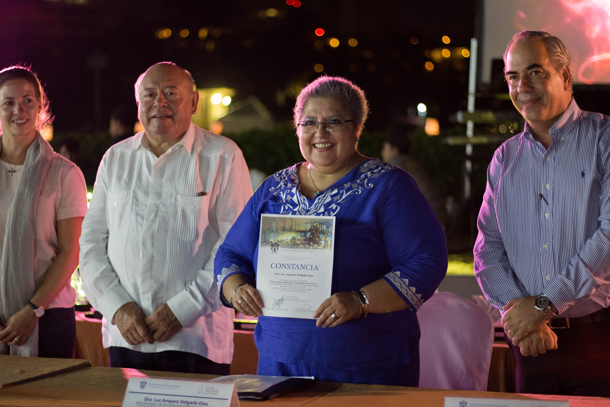 Académicos del CUCosta fueron reconocidos por la directiva del hotel