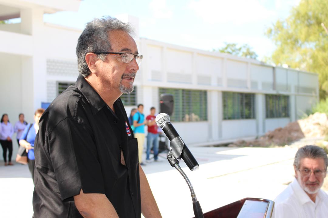 Dr. Francisco Javier Núñez Cornú, coordinador de la maestría en Geofísica del CUCosta