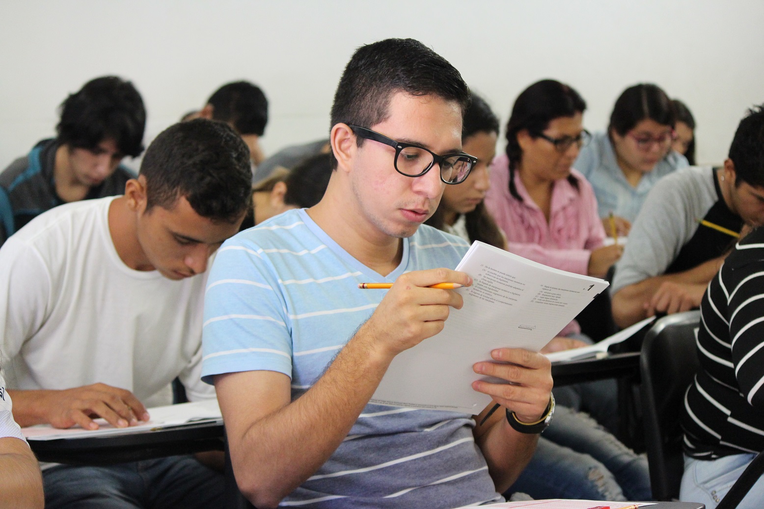 El examen para aspirantes a licenciatura será el sábado 19 de mayo con una única aplicación