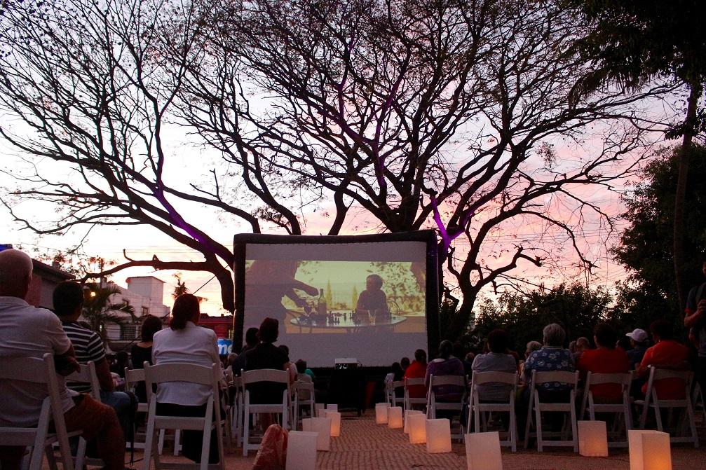 Proyección de película en la Escuela de Gastronomía Estación Gourmet