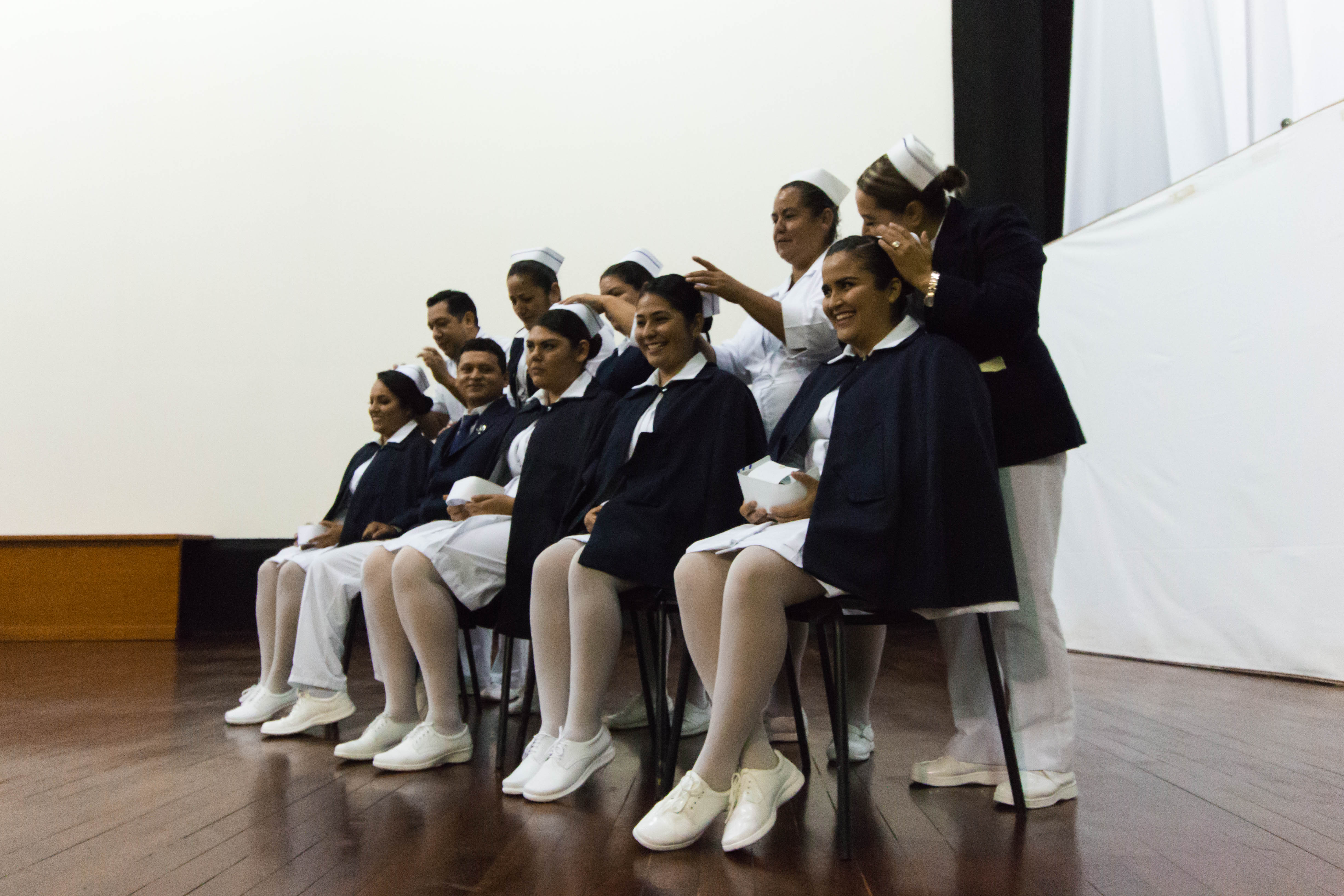 Se realizó la ceremonia de cambio de cofias y galones