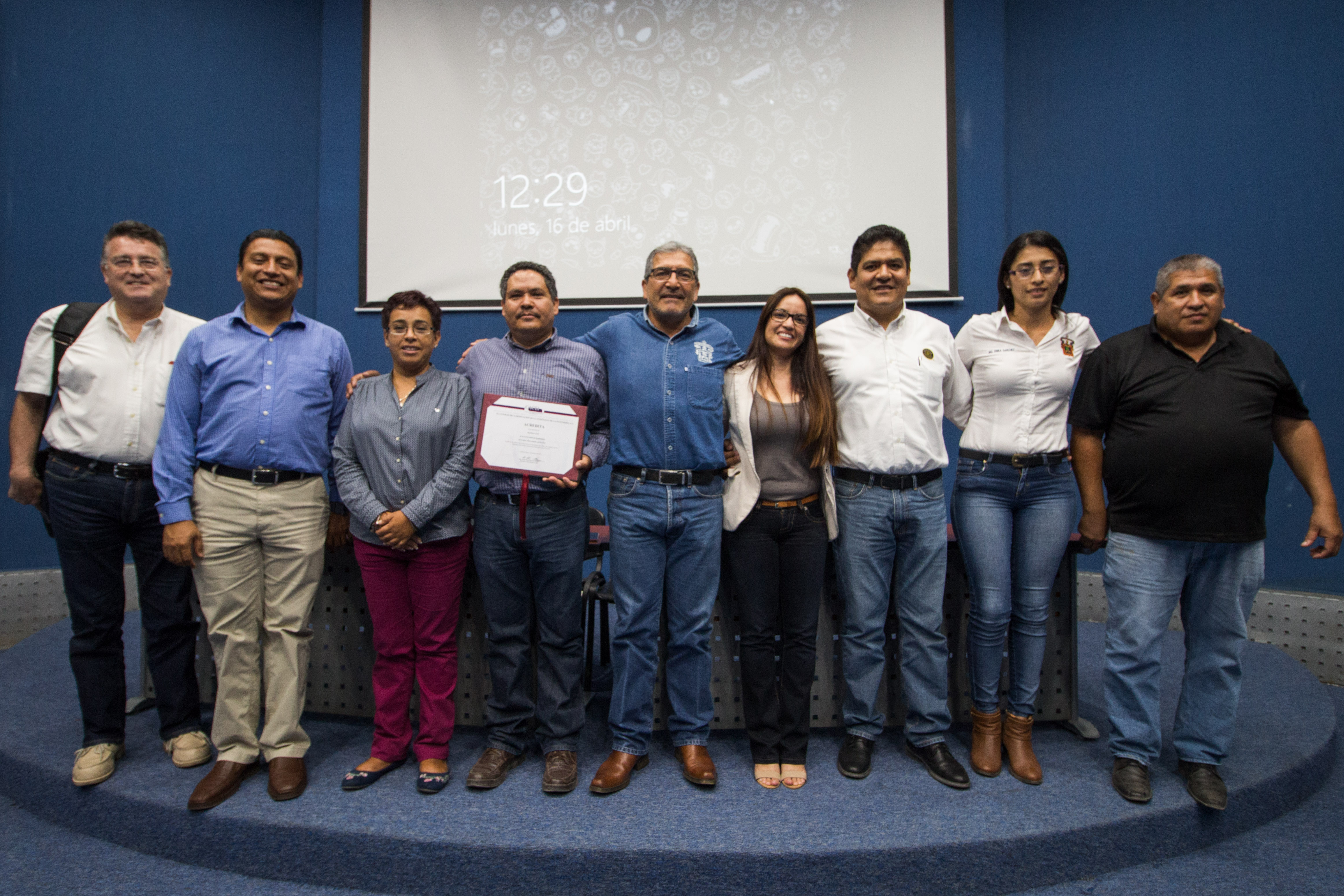 Directivos y docentes celebraron la re-acreditación de la carrera de Ingeniería Civil