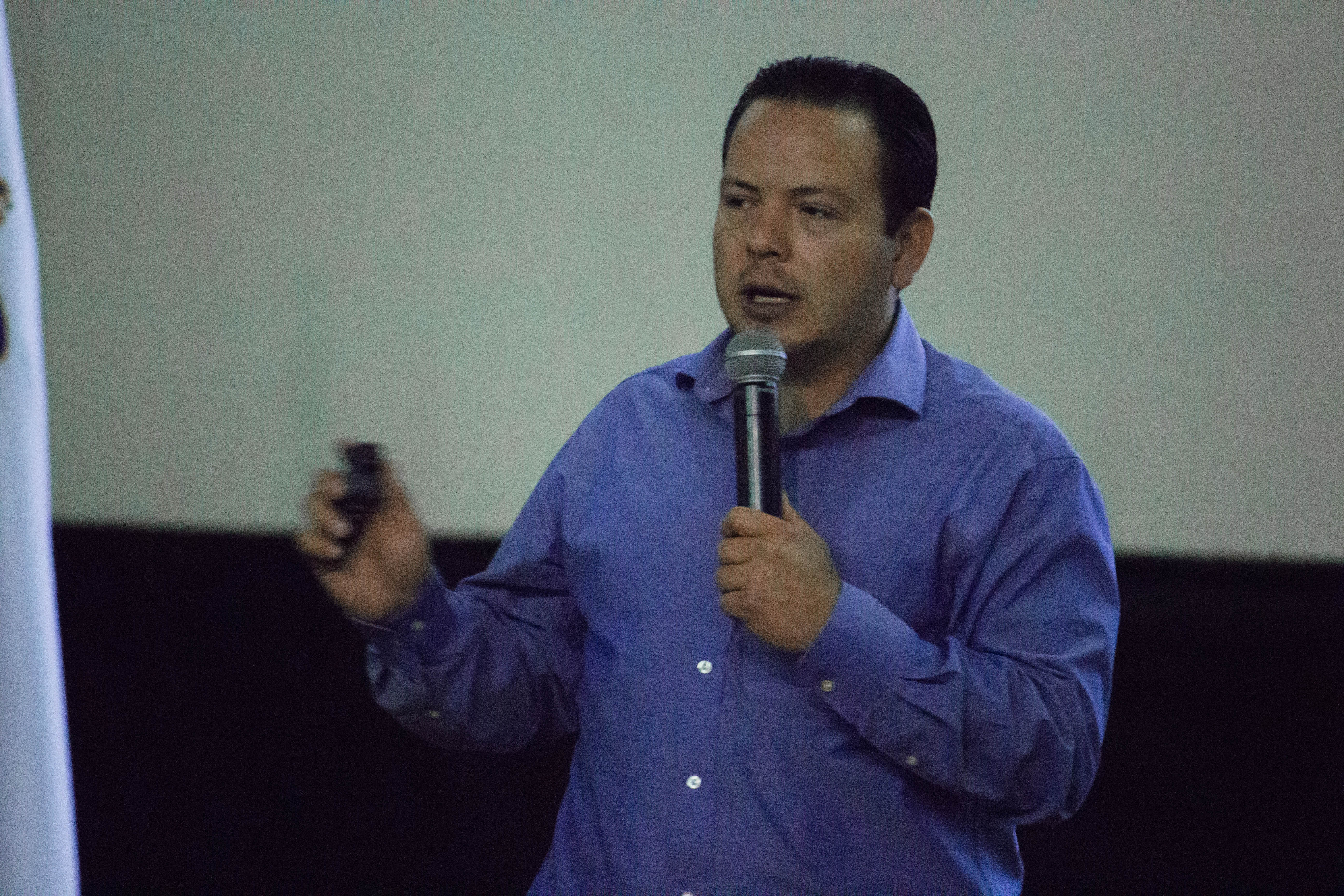 Dr. Jesús Aarón Curiel Beltrán, jefe del Departamento de Ciencias Médicas del CUCosta