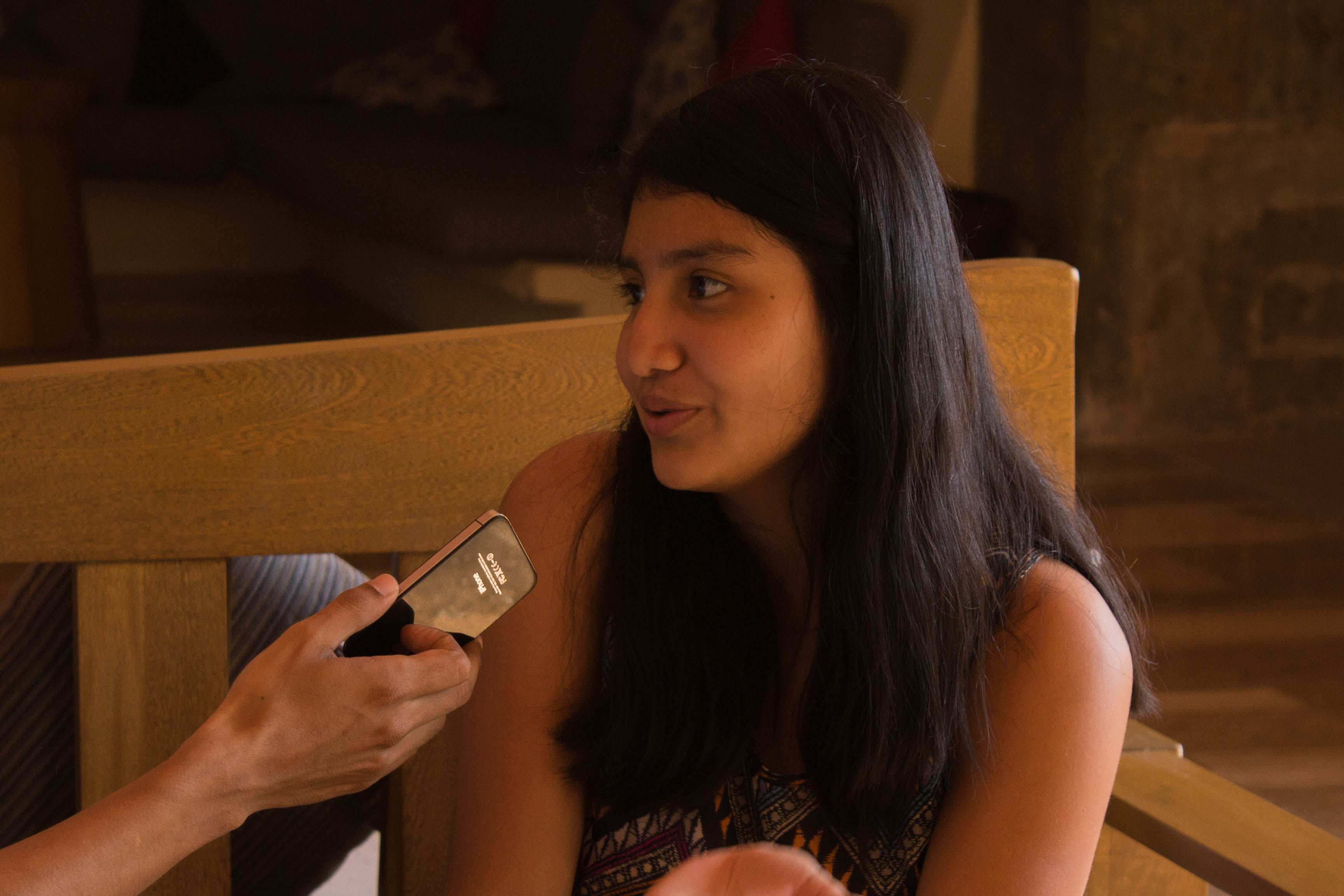 Giovanna Estefanía Sánchez Larios estudia inglés y francés en la Casa de Vinculación Mojoneras