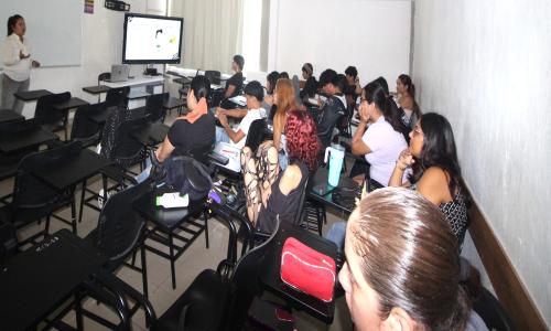 Continúan actividades de la Feria del Diseño 2026 en CUCosta