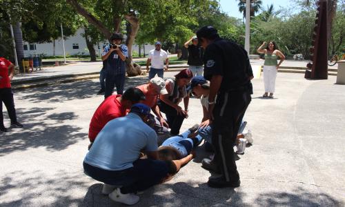 Personal del CUCosta recibe capacitación en búsqueda y rescate como parte del programa de Protección Civil