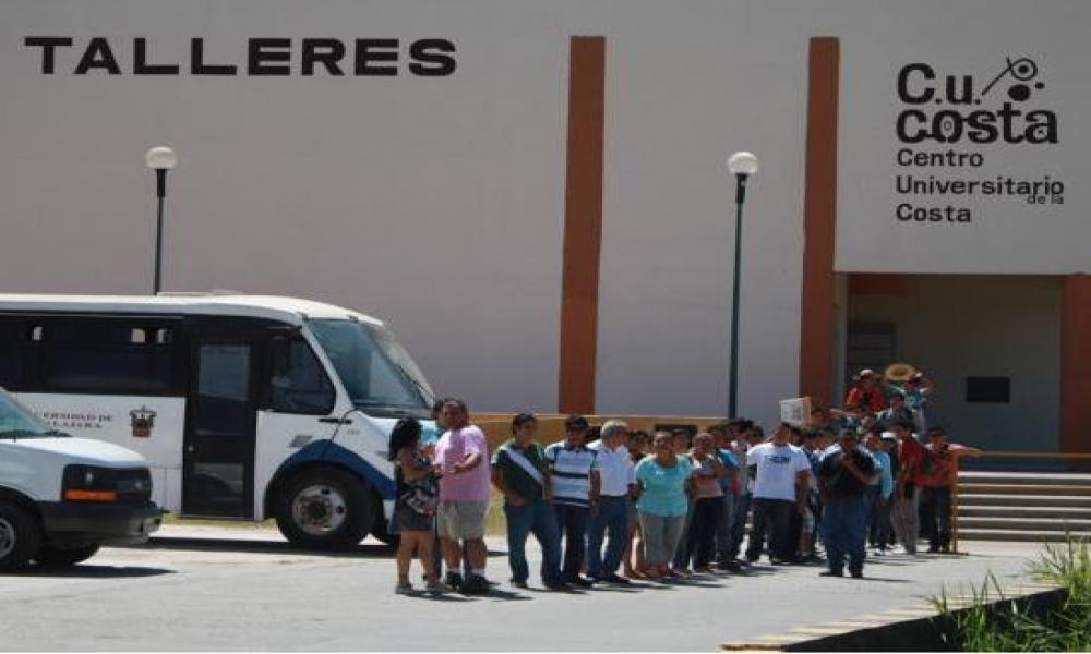 Cerca de 2000 Personas Evacuadas en el CUCosta con Simulacro