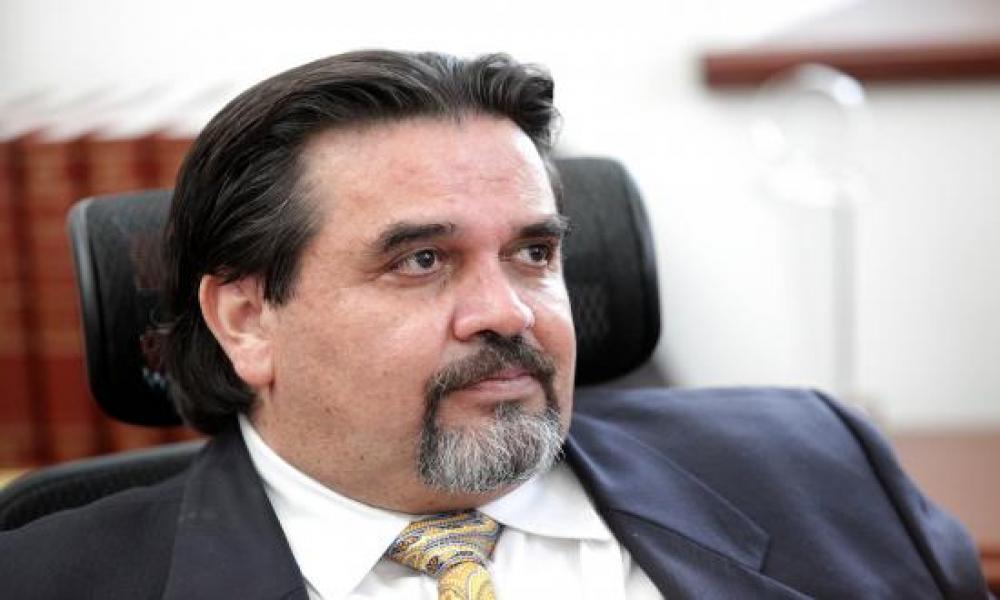 Designan a los Rectores de la UdeG para el período 2013-2016 en el CUCosta será el Dr. Marco Antonio Cortés Guardado