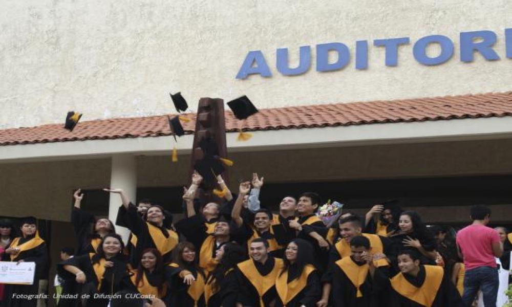 Egresa la XXXI Generación de Contaduría Pública del CUCosta