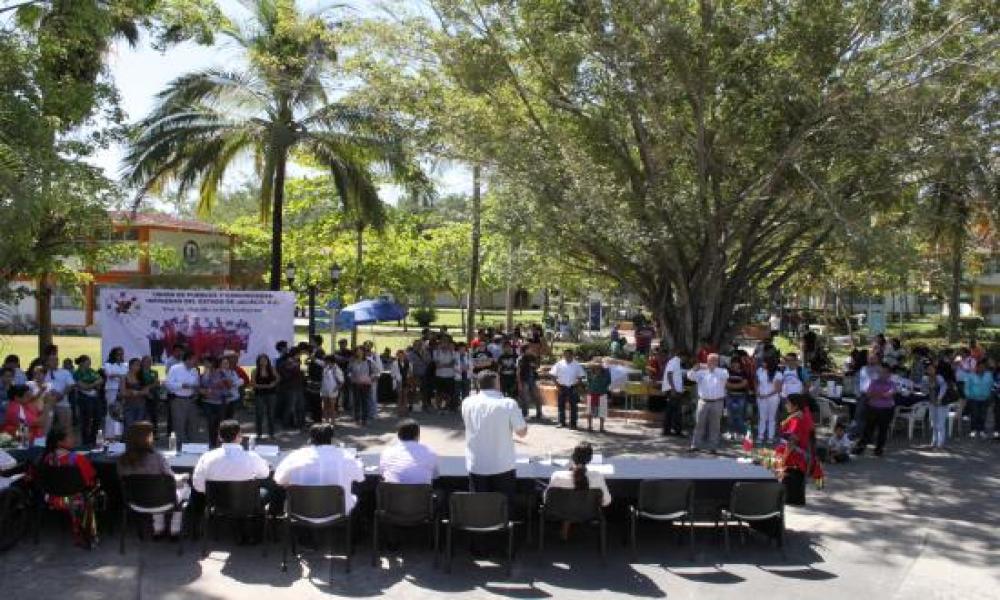 Exposición de Comunidades Indígenas en CUCosta