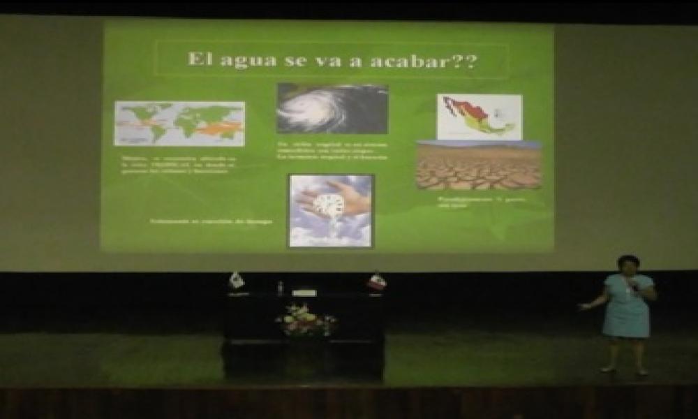 Sábados de la Ciencia en el CUCosta ¿El agua se va a acabar