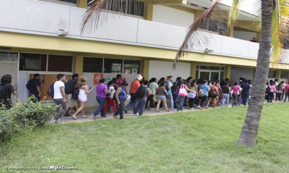 El CUCosta Evacua 1467 integrantes de la comunidad Universitaria en el día Nacional de la Protección Civil