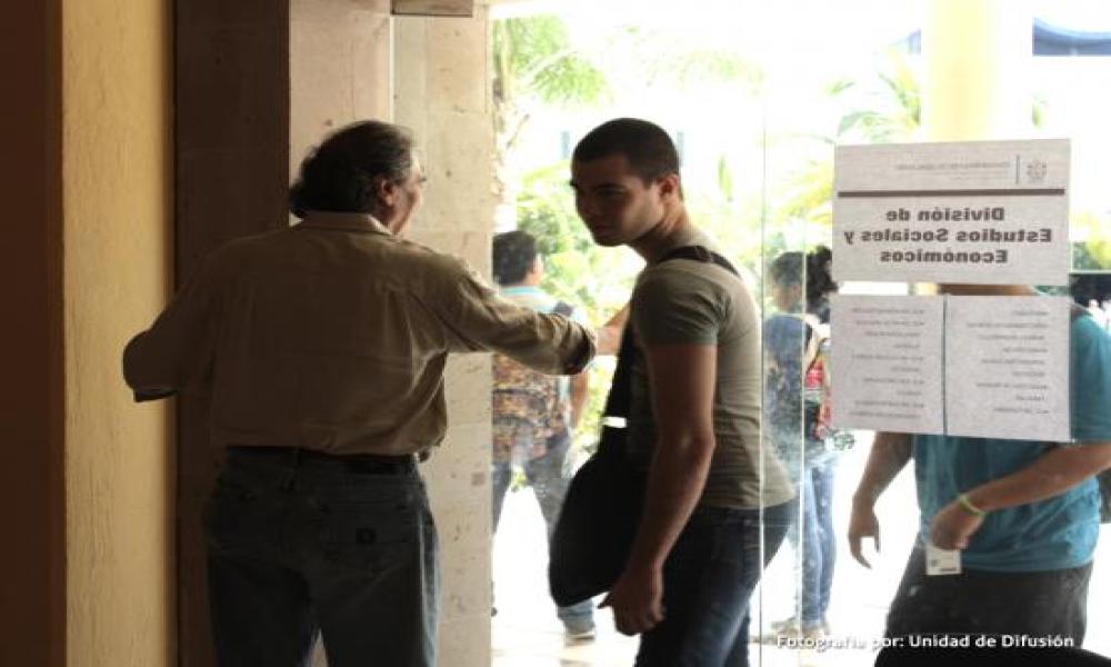 Alumnado del CUCosta elige a sus Consejeros en Blanco Proceso Electoral