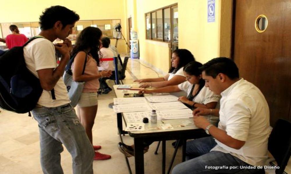 Alumnado del CUCosta elige a sus Consejeros en Blanco Proceso Electoral