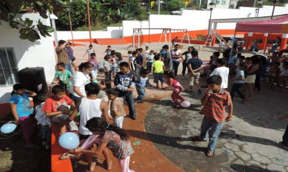 El Programa de Vinculación del CUCosta organiza con éxito su cuarta campaña navideña