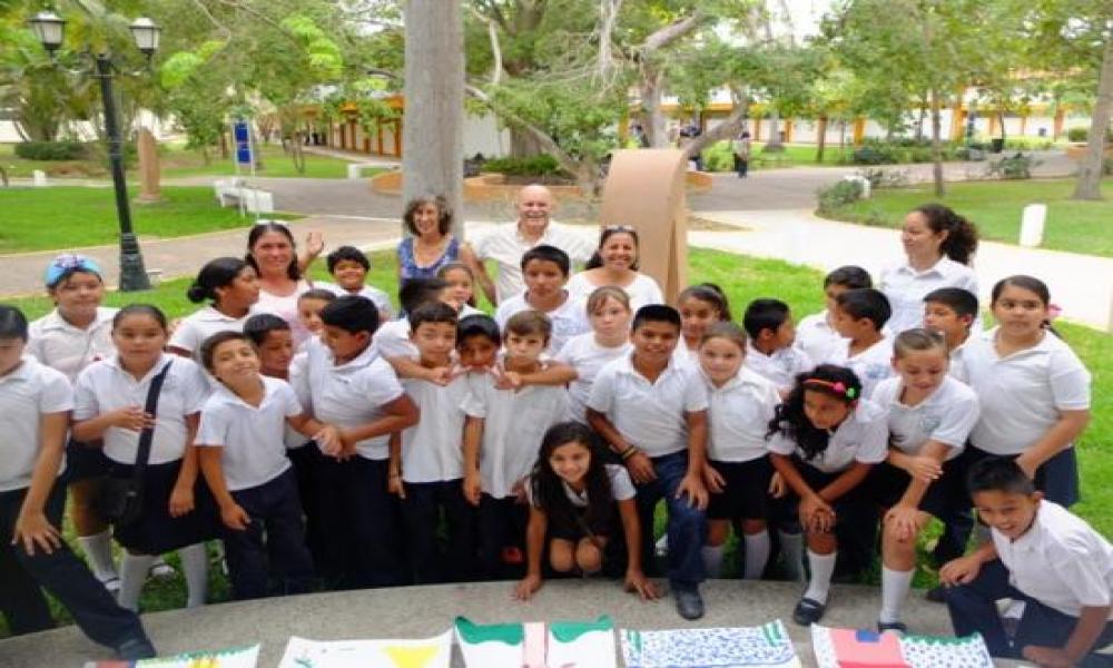 Programa “Niños en Museos” del Museo de Arte Peter Gray en CUCosta