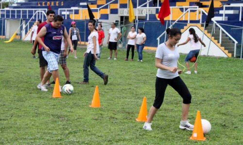CUCosta les da la bienvenida a estudiantes del programa Delfín