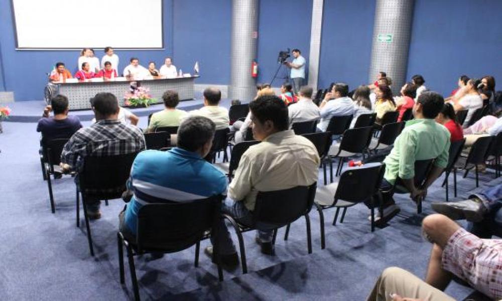 Indígenas Triquis podrán cursar Licenciaturas en CUCosta