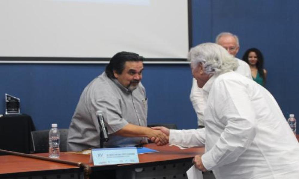 Reconoce CUCosta legado intelectual del Dr. Cifuentes