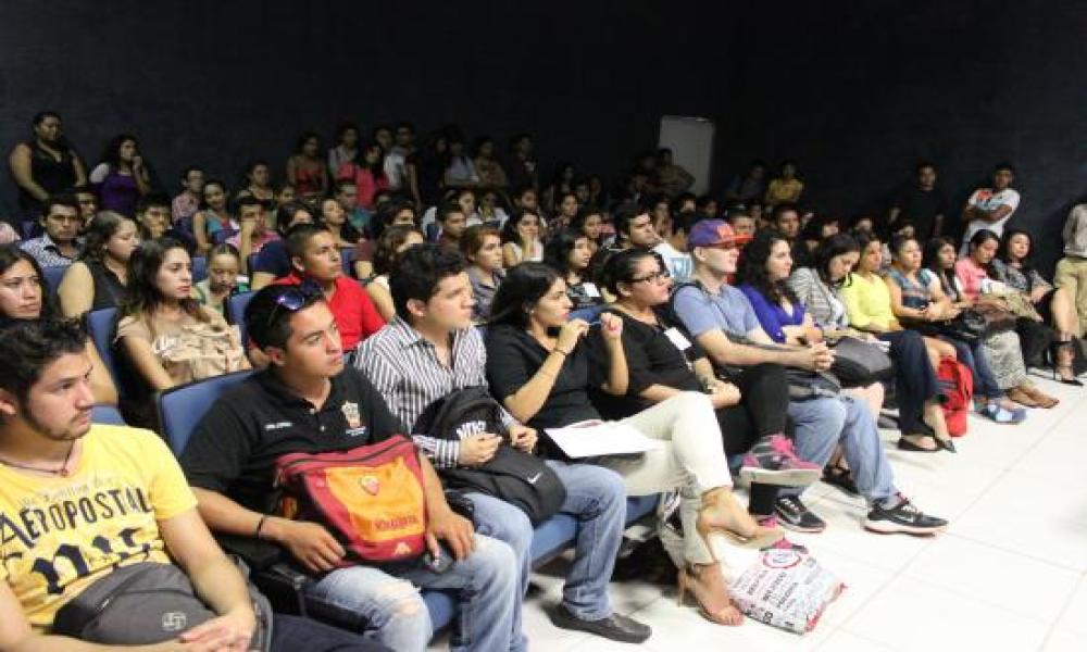 Conferencia en CUCosta sobre Implicaciones del Amparo en Derecho Penal