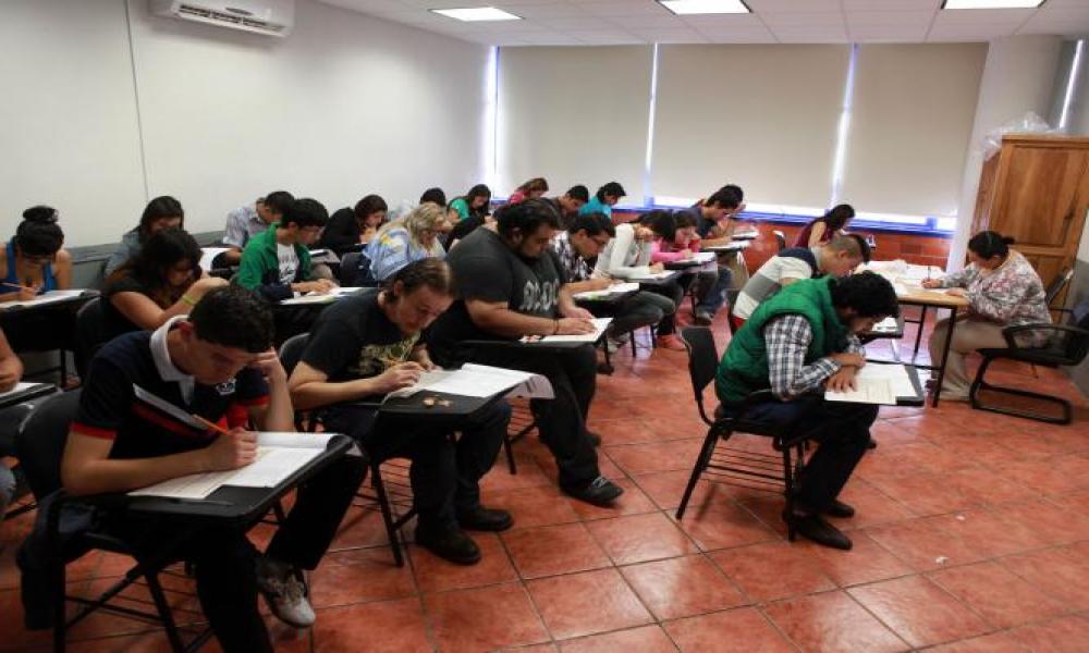 1, 095 aspirantes buscan un lugar en CUCosta