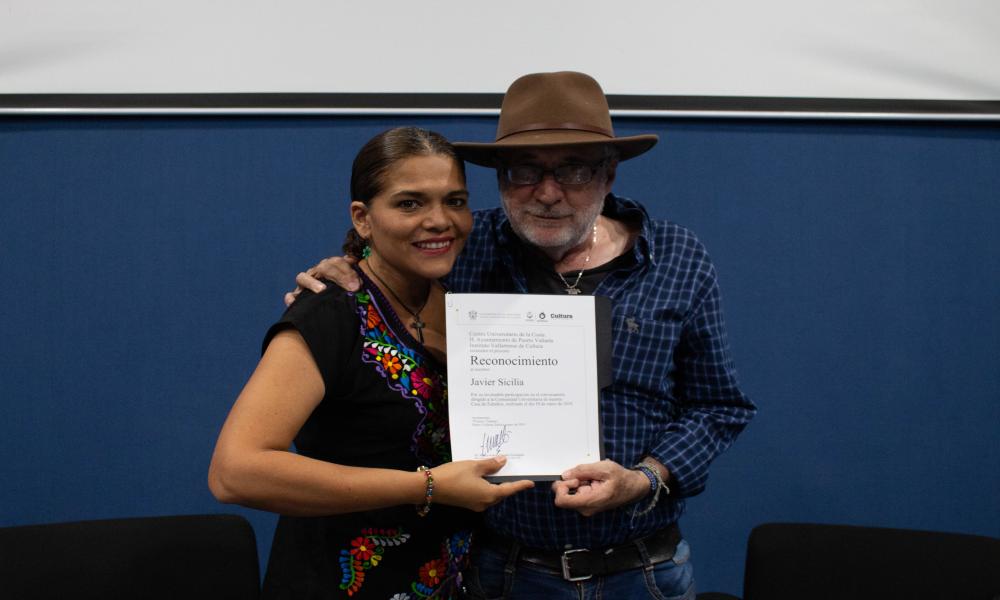 Javier Sicilia en Conversatorio con la Comunidad CUCosta