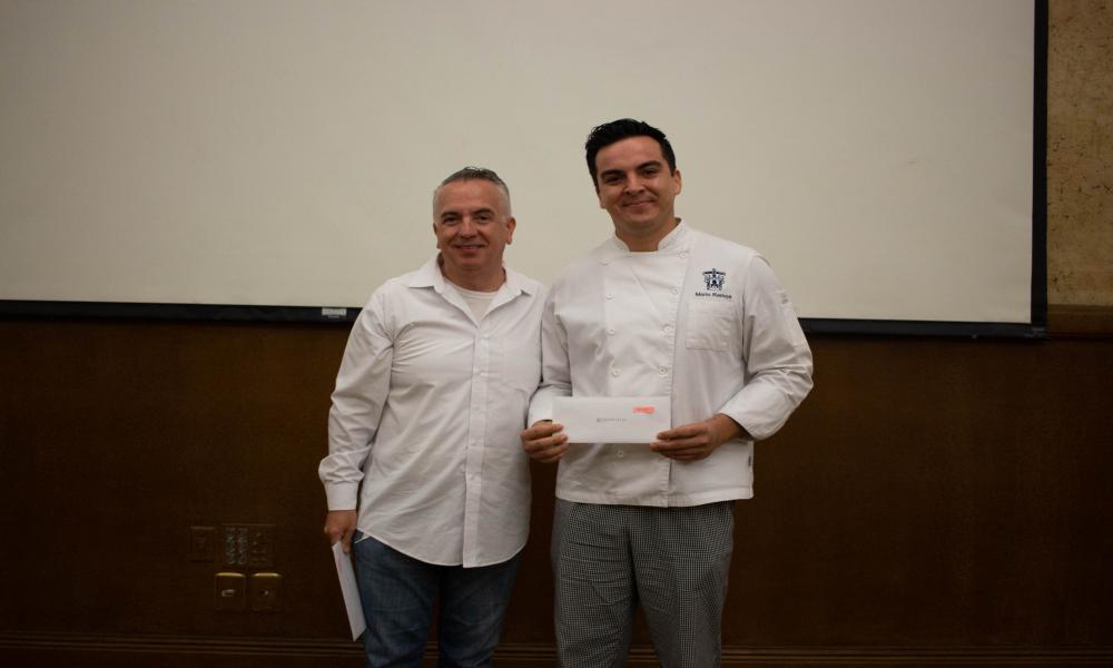 Premian a estudiantes de la licenciatura en Ciencias y Artes Culinarias del CUCosta