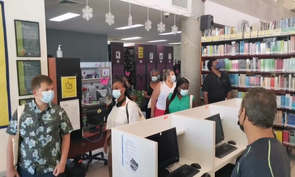 Visitan CUCosta estudiantes de posgrado de la Universidad del Norte de Illinois