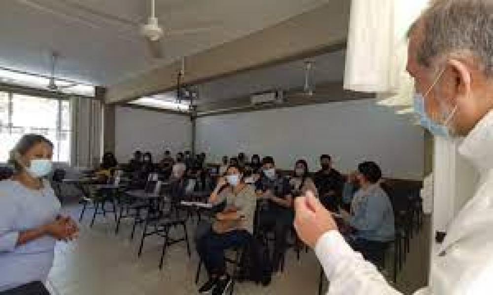 Ante brote de COVID 19 se debería recomendar el uso de cubrebocas CUCosta