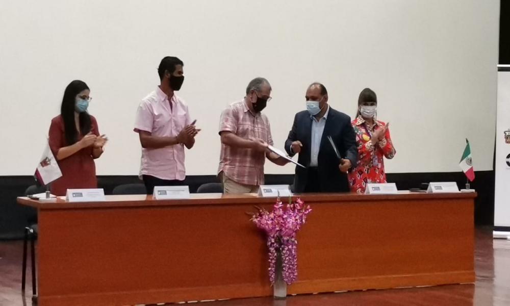 Firman convenio CUCosta y CEDHJ para beneficio de estudiantes de Derecho