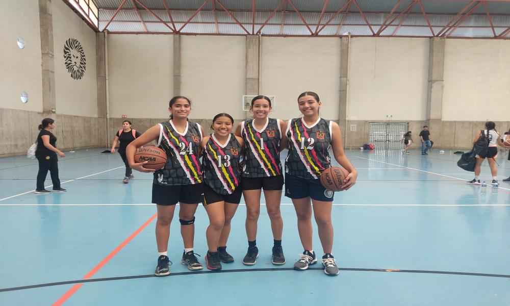 Obtienen CUCosta primeros lugares en XVIII Campeonato Intercentros 2022