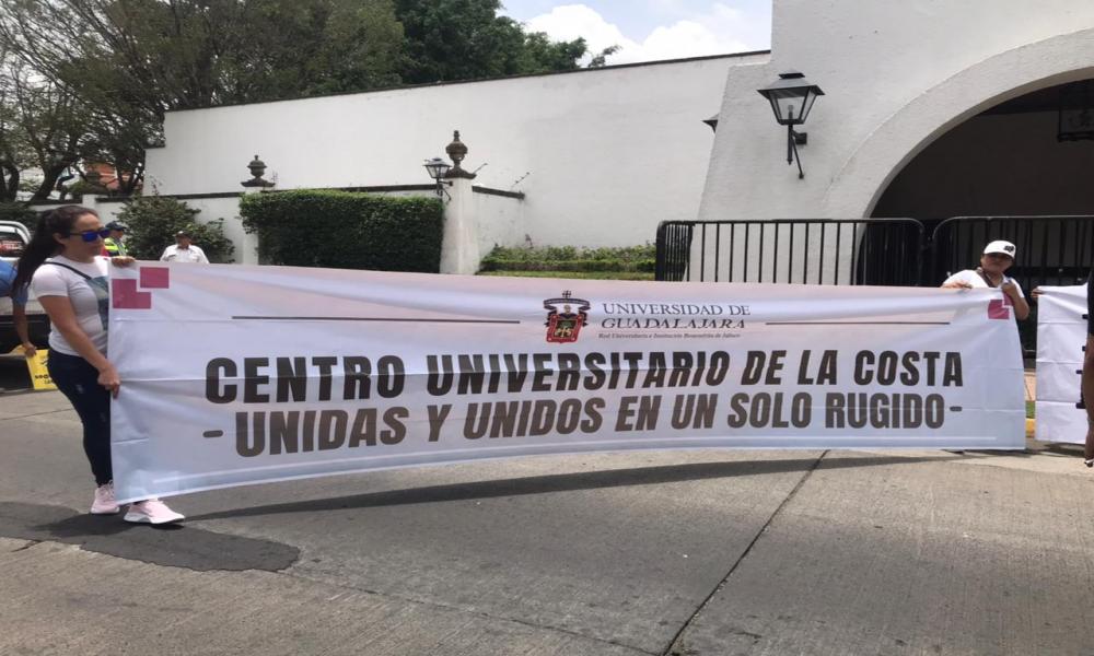 CUCosta marcha en defensa de la educación, la salud y el medio ambiente