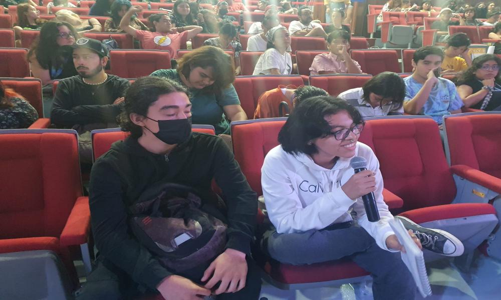 Comparten artistas experiencias en autogestión de proyecto culturales con la comunidad universitaria