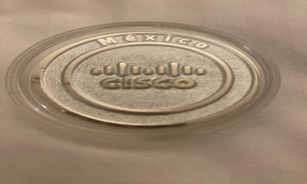 Académicos del CUCosta reciben merecidos reconocimientos en Instructor Day 2023 de Cisco