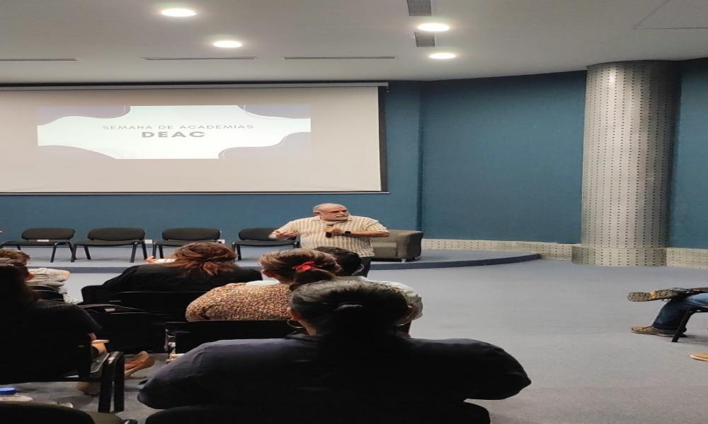 “El ejercicio más importante de las Academias está en las aulas” Dr. Jorge Téllez López