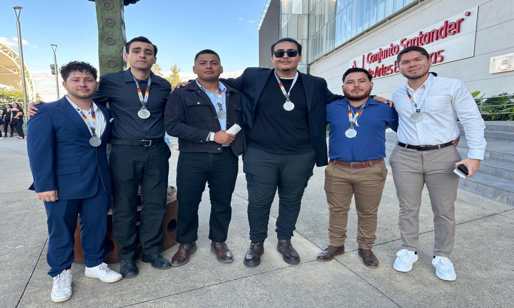 Atletas del CUCosta recibieron reconocimientos en la 2da Gala del Deporte Universitario