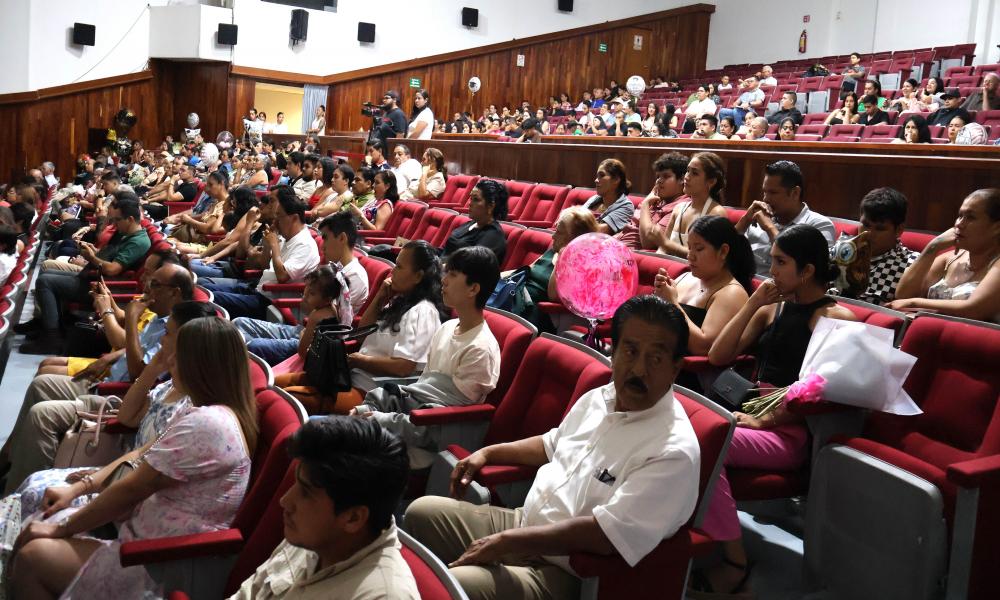 Terminan sus estudios egresados de la LII Generación de la Licenciatura en Abogado “Dr. Juan Pablo Medina Valverde”