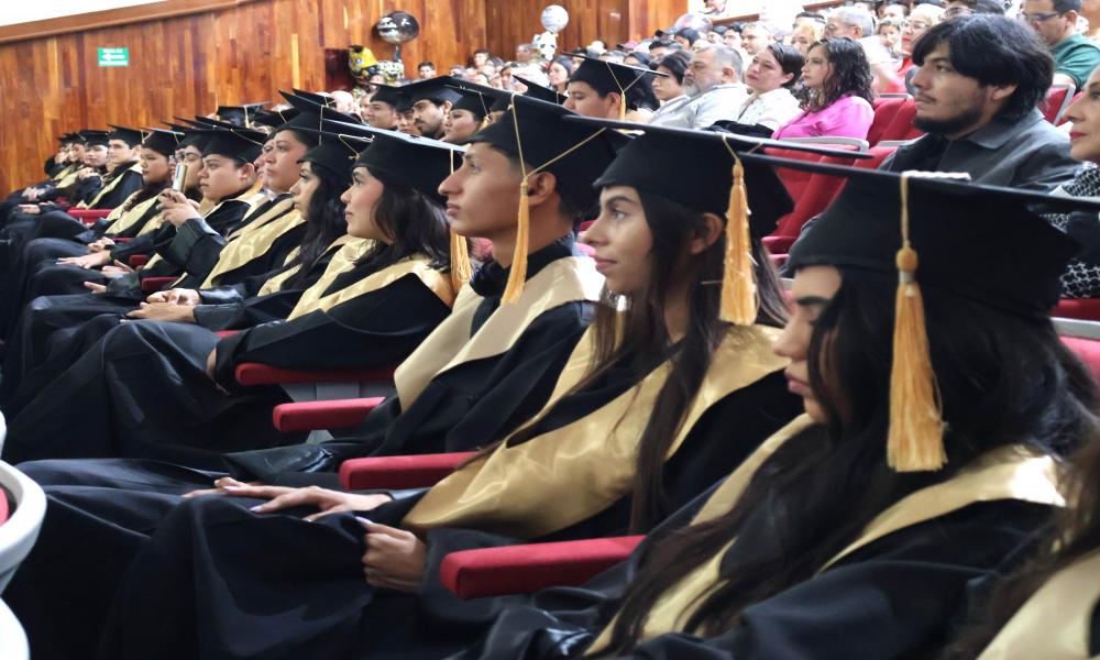 Terminan sus estudios egresados de la LII Generación de la Licenciatura en Abogado “Dr. Juan Pablo Medina Valverde”