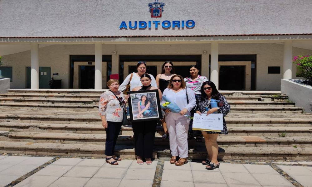 Se titula el 97% de los egresados de la LI Generación de la carrera en Administración “Mtra. Claudia Gauthiez González”