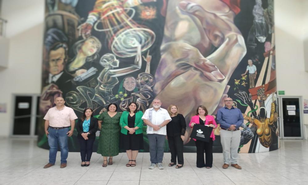 Refrendan convenio entre CUCosta e instituciones universitarias en Canadá