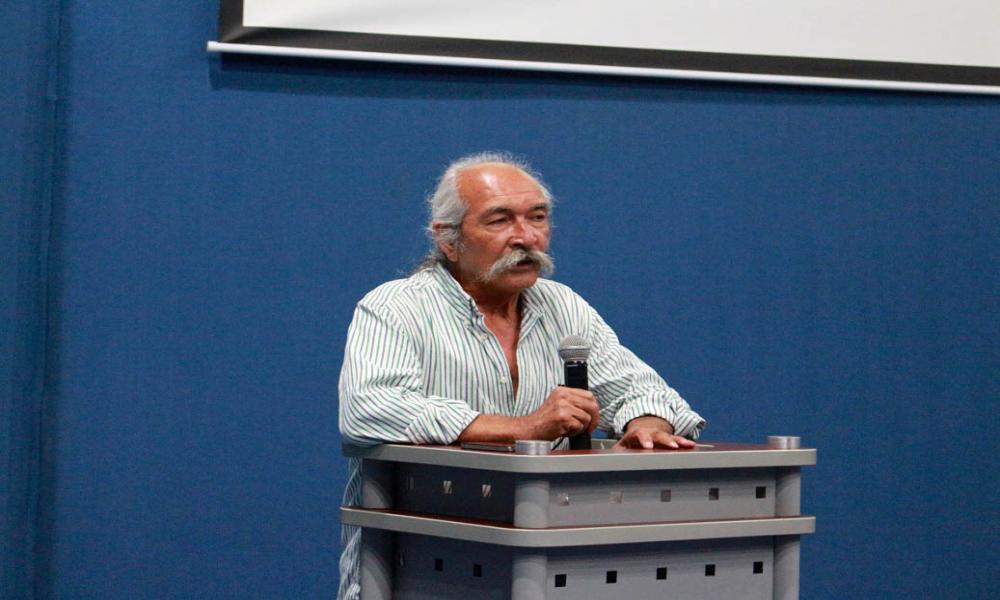 Reconocen trayectoria profesional del arquitecto Juan Carlos Chavoya