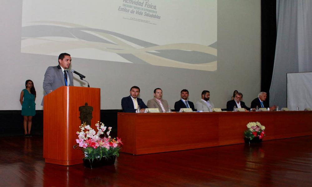 Sedentarismo, principal reto para los profesionales de la cultura física