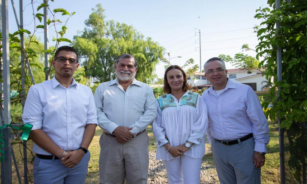 Inauguran huerto orgánico “Jardín Gourmet” en CUCosta