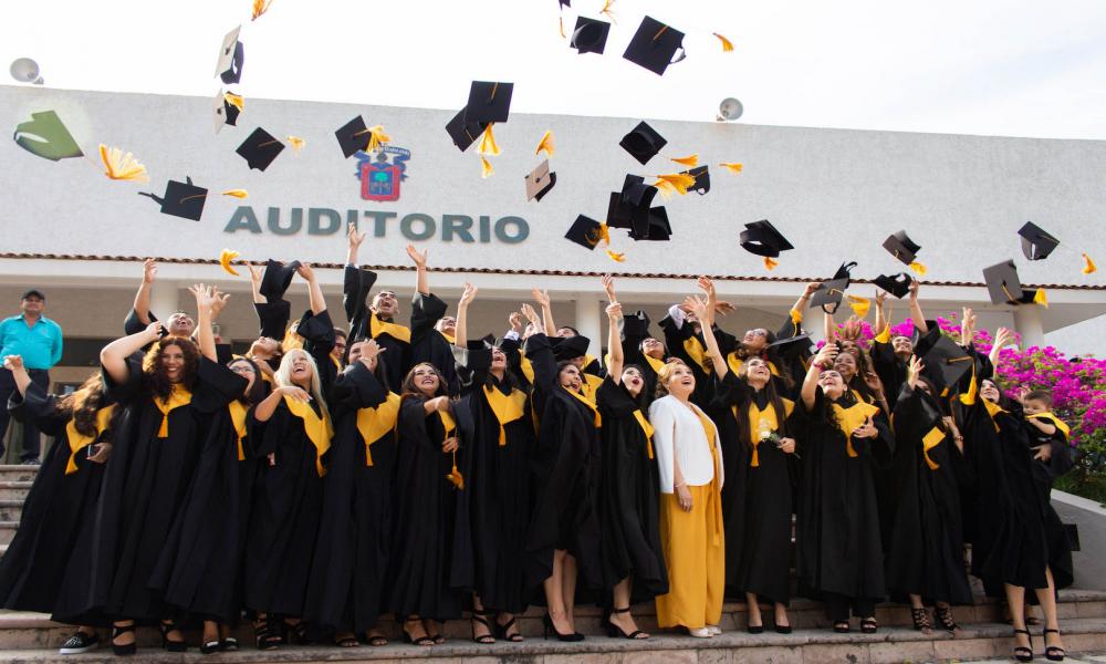 Egresa cuadragésima generación de la Licenciatura en Administración