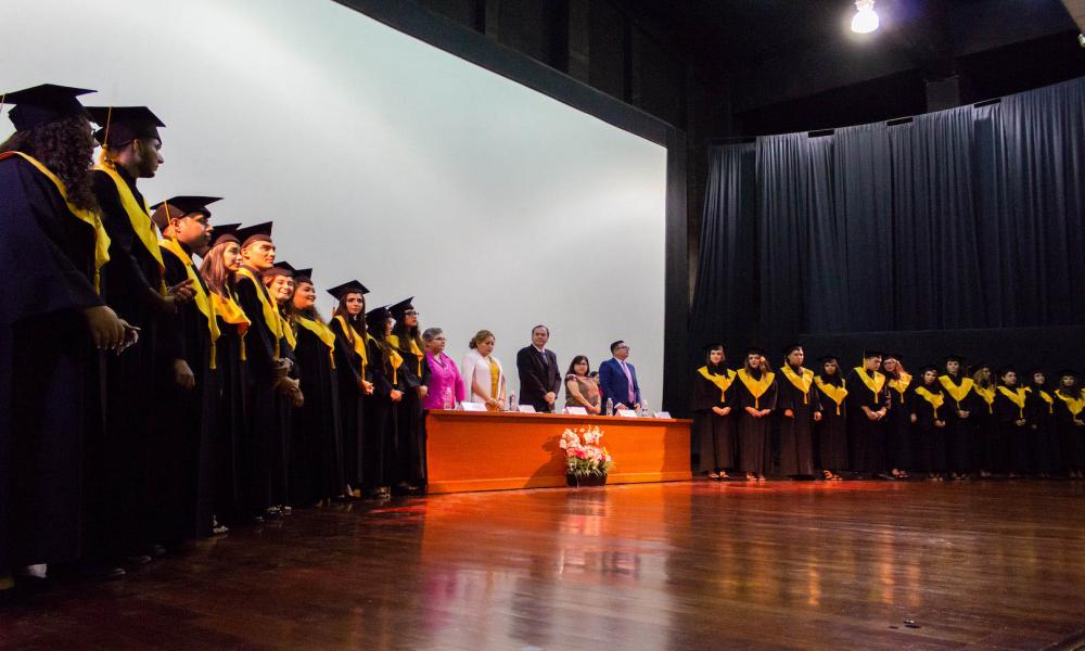 Egresa cuadragésima generación de la Licenciatura en Administración