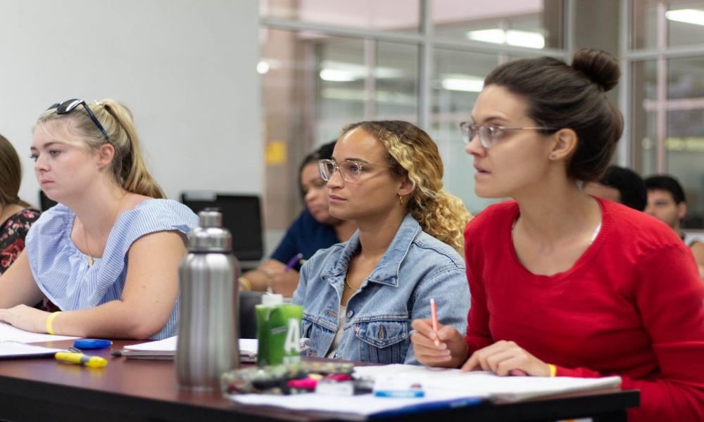 Estrechan lazos culturales y lingüísticos con el Programa de Español para Extranjeros