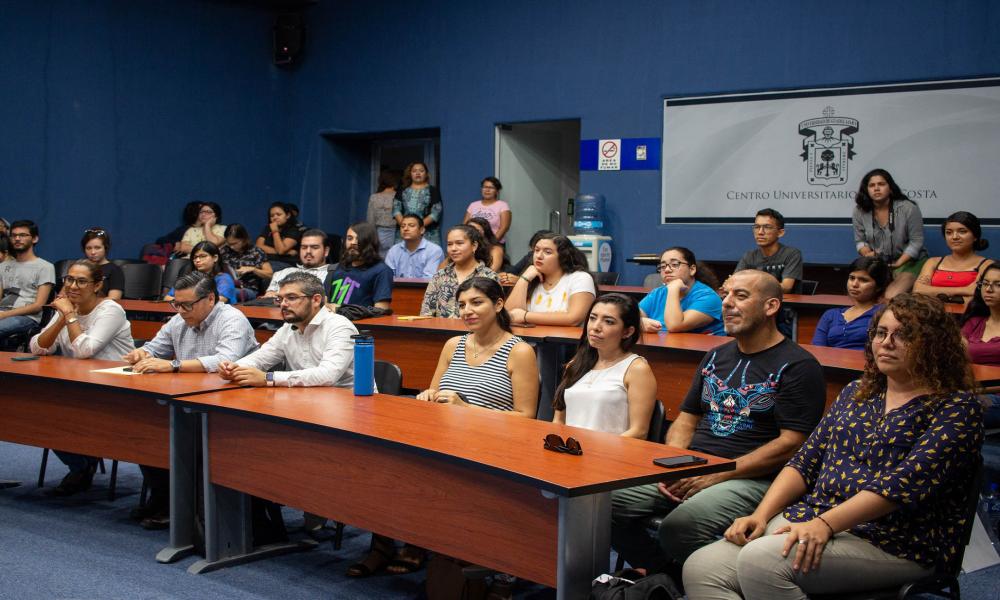 Entregan acreditación de calidad a licenciatura en diseño gráfico del CUCosta