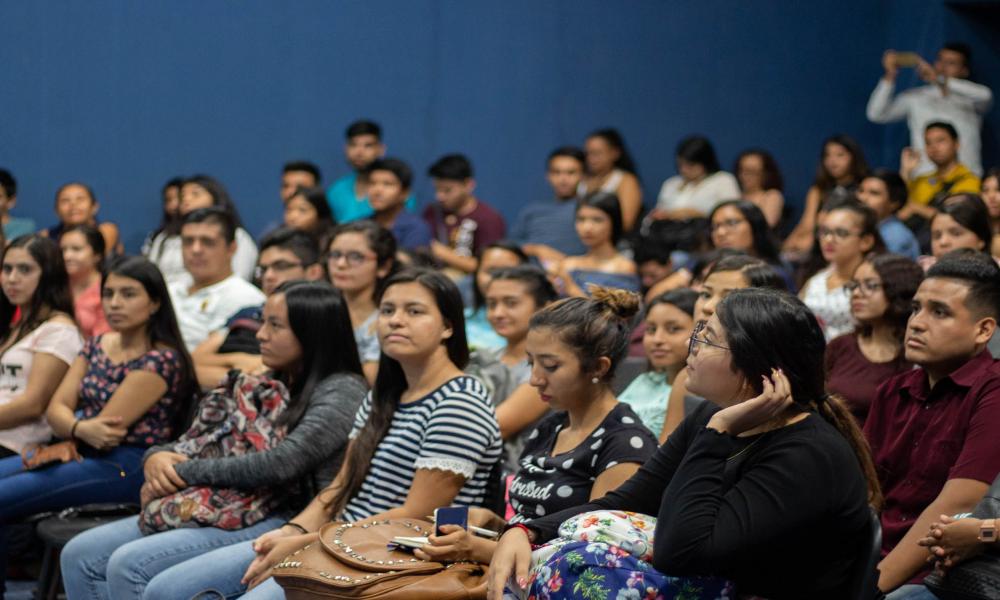 Pobreza, educación y medio ambiente, retos de América Latina para el siglo 21