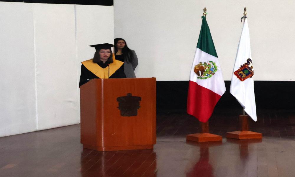 Egresaron 57 estudiantes de la carrera en Administración de la LIII Generación “Mtra. Julieta Vianney Madrigal Casian”