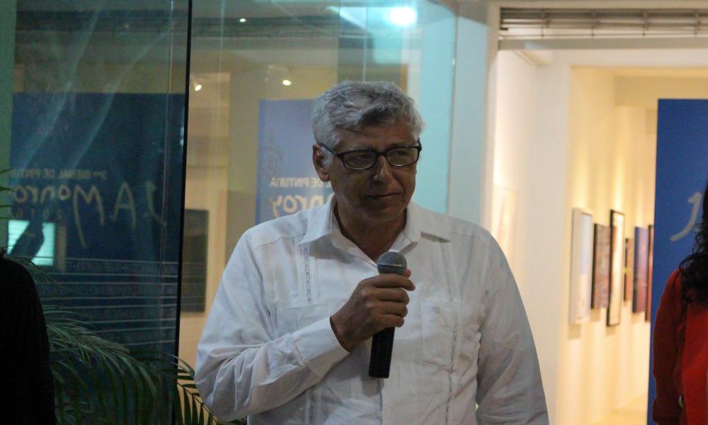 Exhibe Museo Peter Gray obras selectas de bienal J. A. Monroy